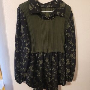 Floral Green and Black Women's Top